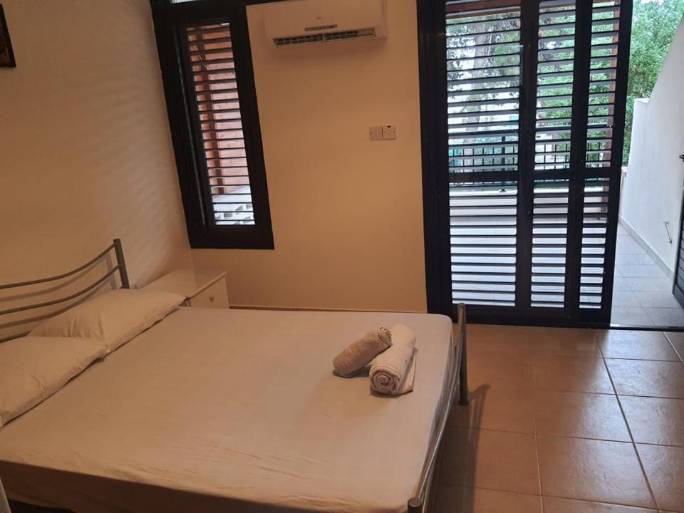 Lovely 2 Bedrooms In The Tourist Area In Paphos . Zewnętrze zdjęcie